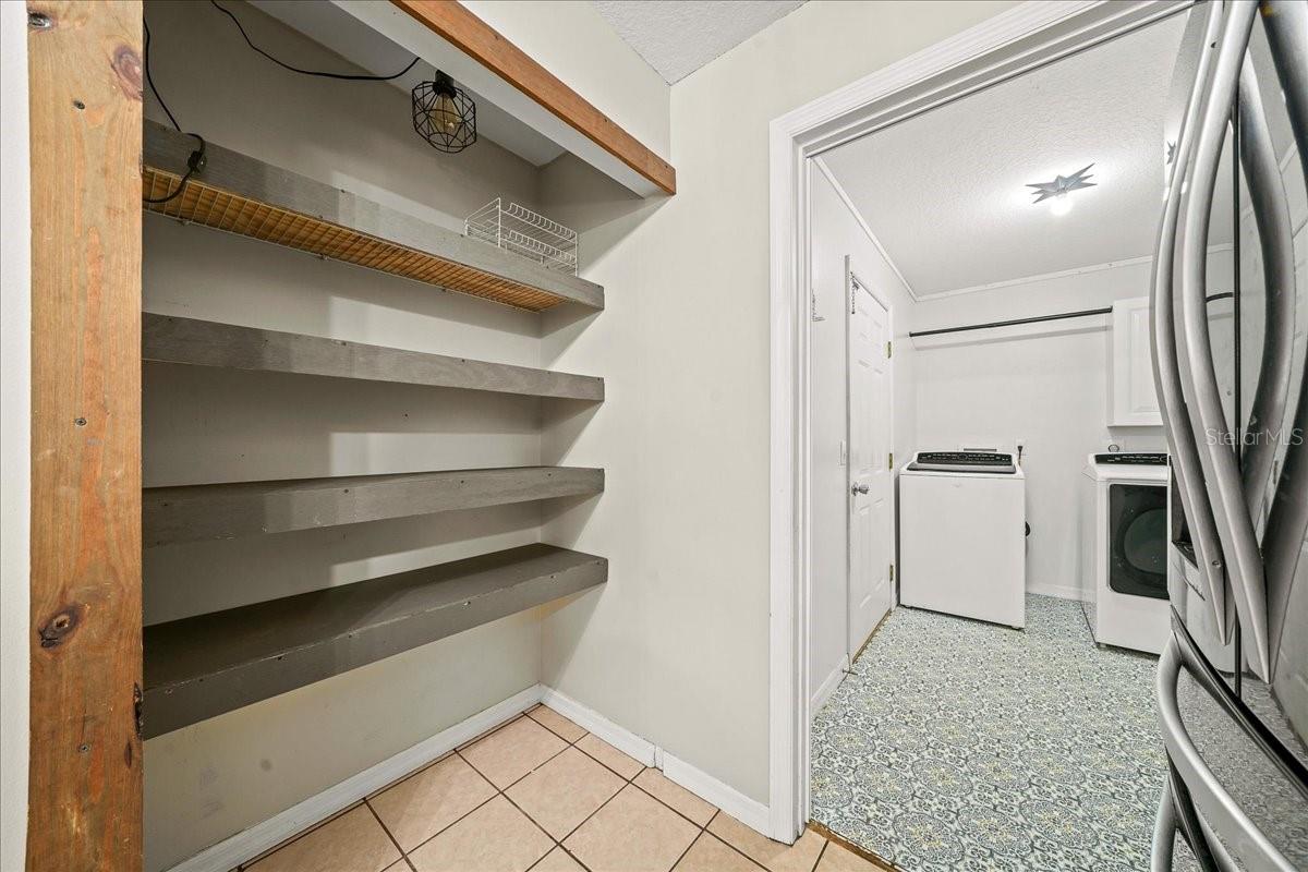 Image 14 of 38 For 9 Pecan Radial