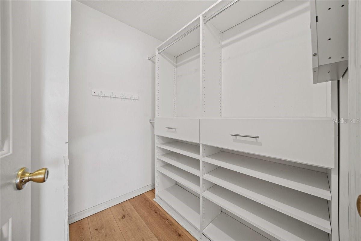 Image 21 of 38 For 9 Pecan Radial