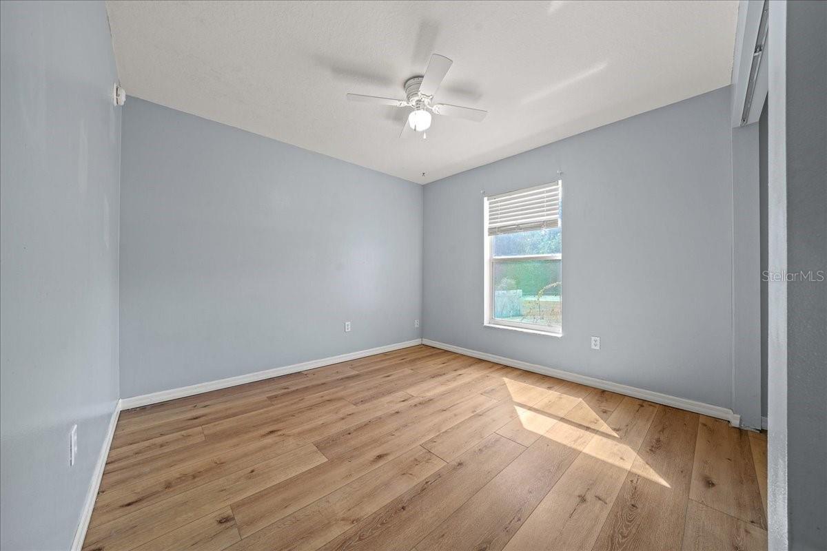 Image 24 of 38 For 9 Pecan Radial