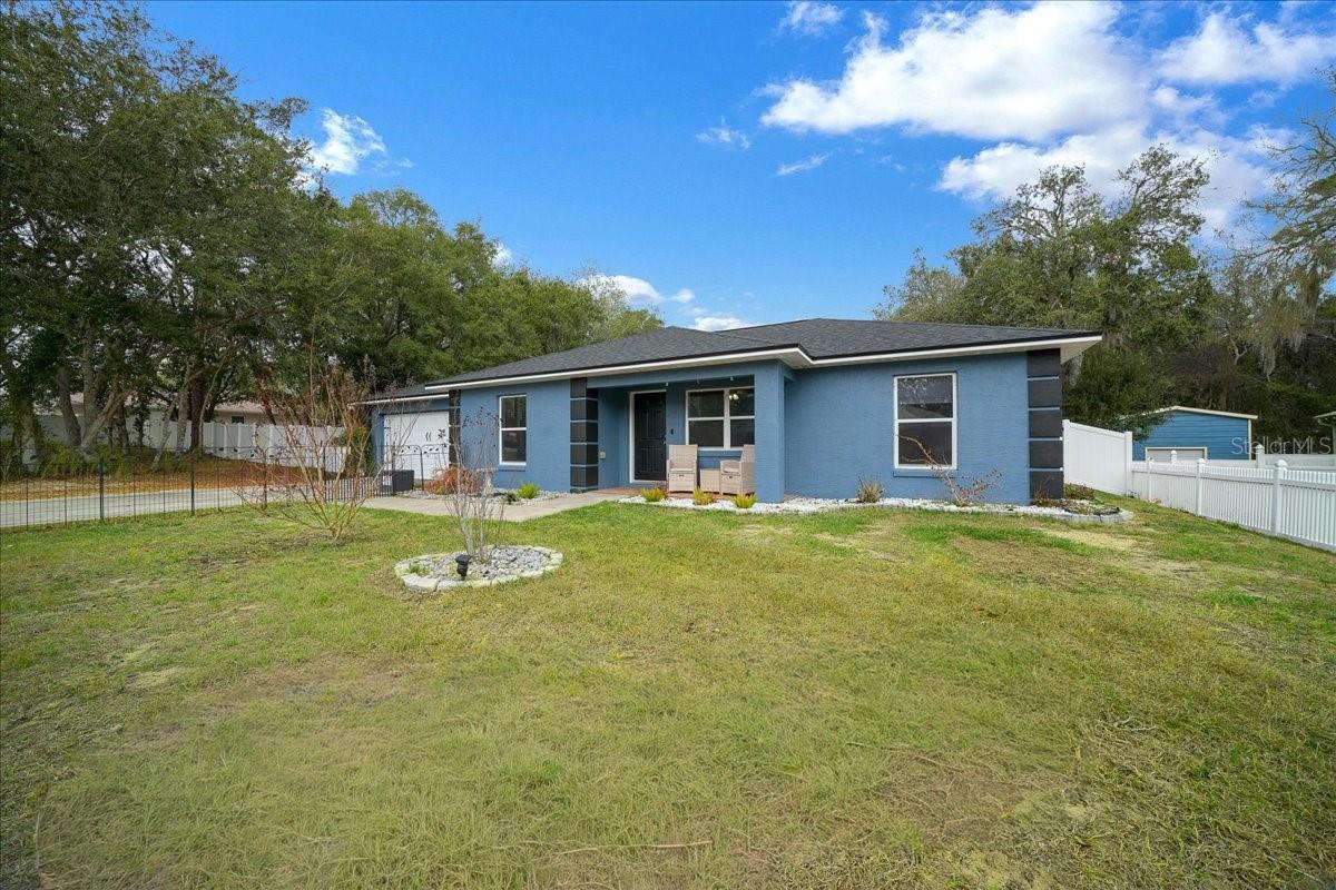 Image 3 of 38 For 9 Pecan Radial