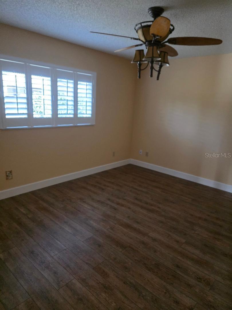 Image 11 of 31 For 9028 91st Circle