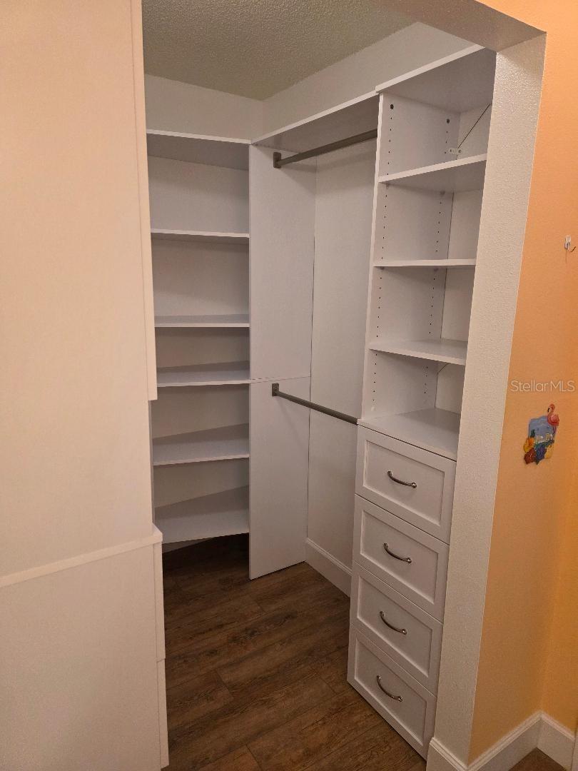 Image 17 of 31 For 9028 91st Circle