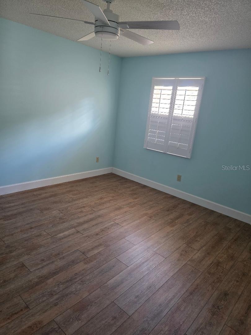 Image 19 of 31 For 9028 91st Circle