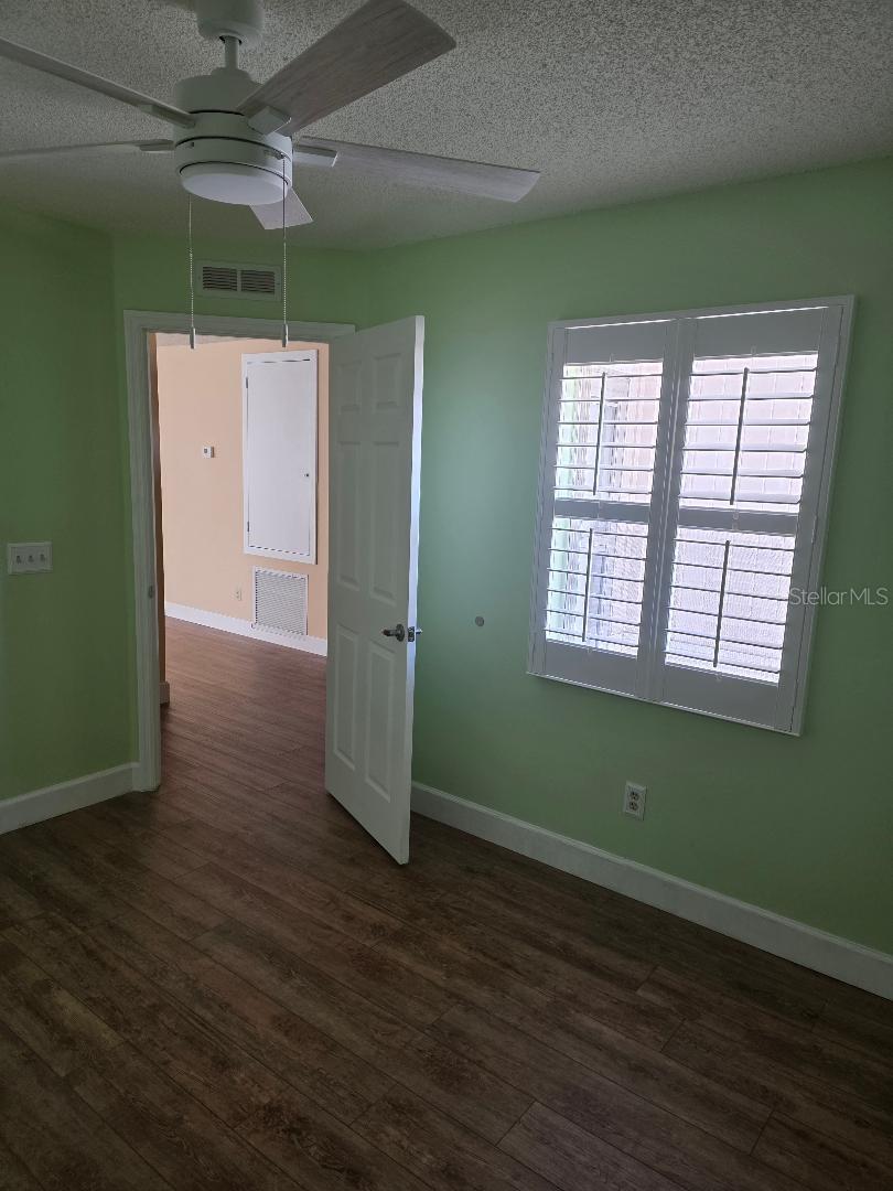 Image 22 of 31 For 9028 91st Circle