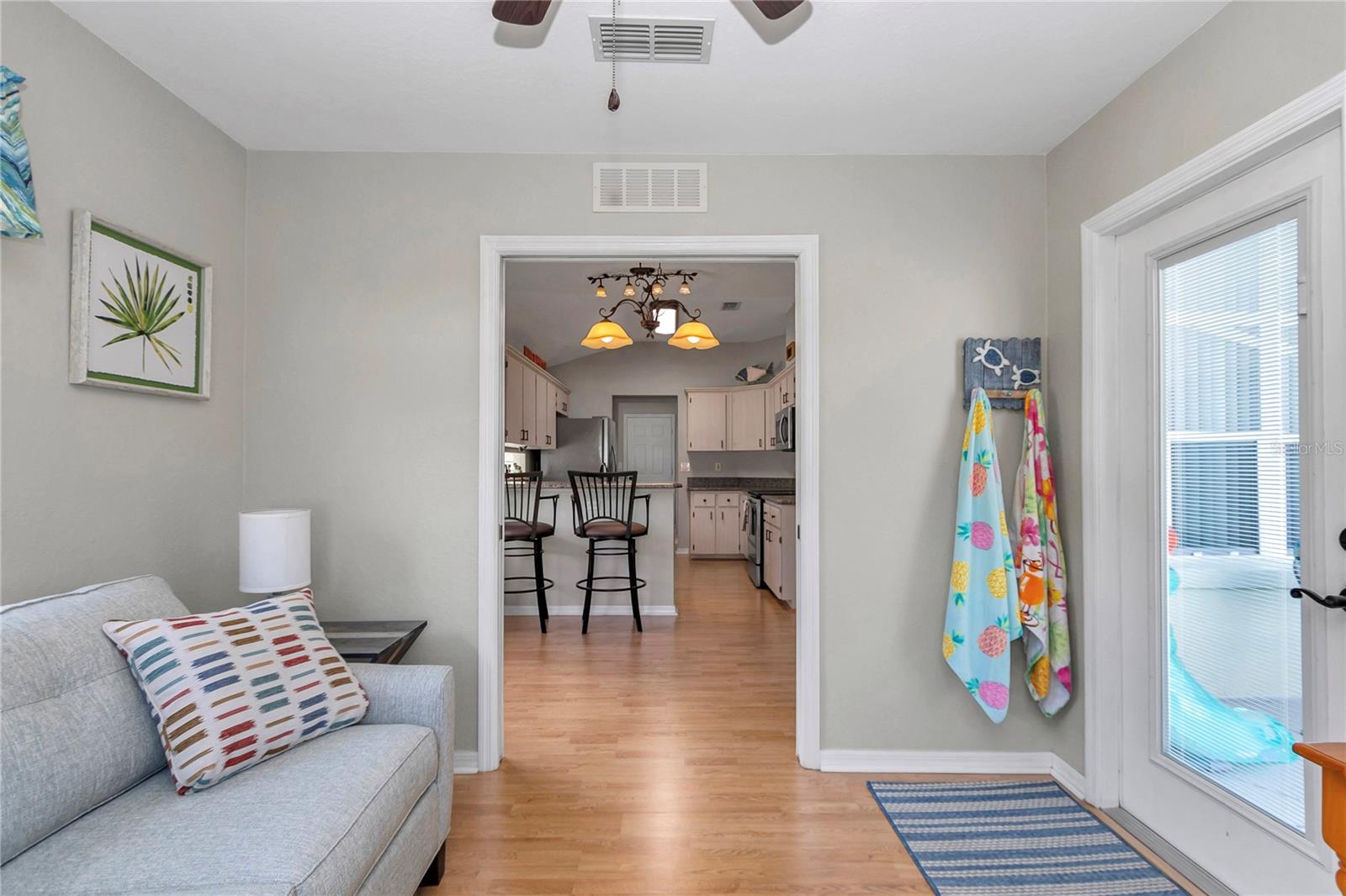 Image 18 of 43 For 11170 72nd Avenue