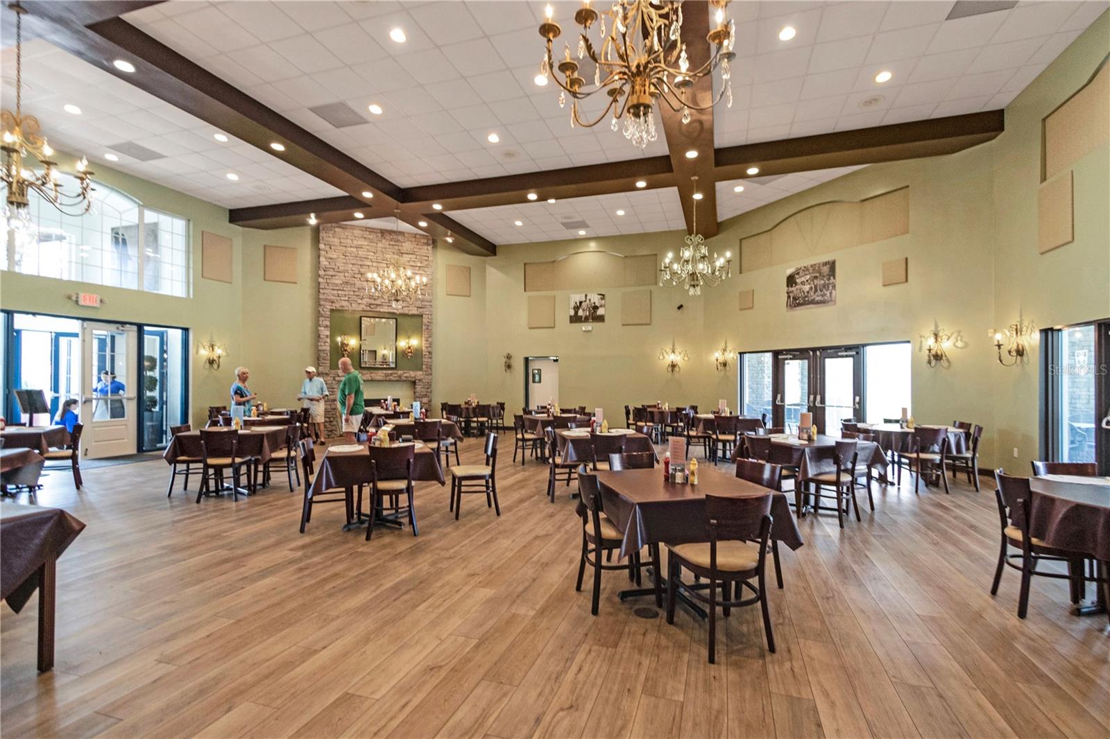 Image 40 of 43 For 11170 72nd Avenue