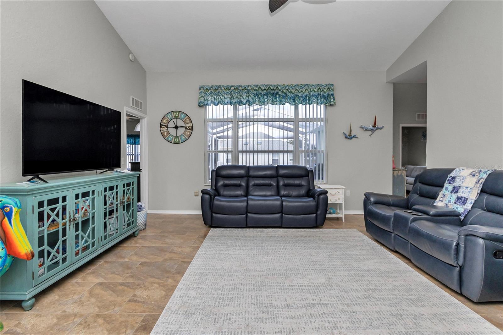 Image 7 of 43 For 11170 72nd Avenue