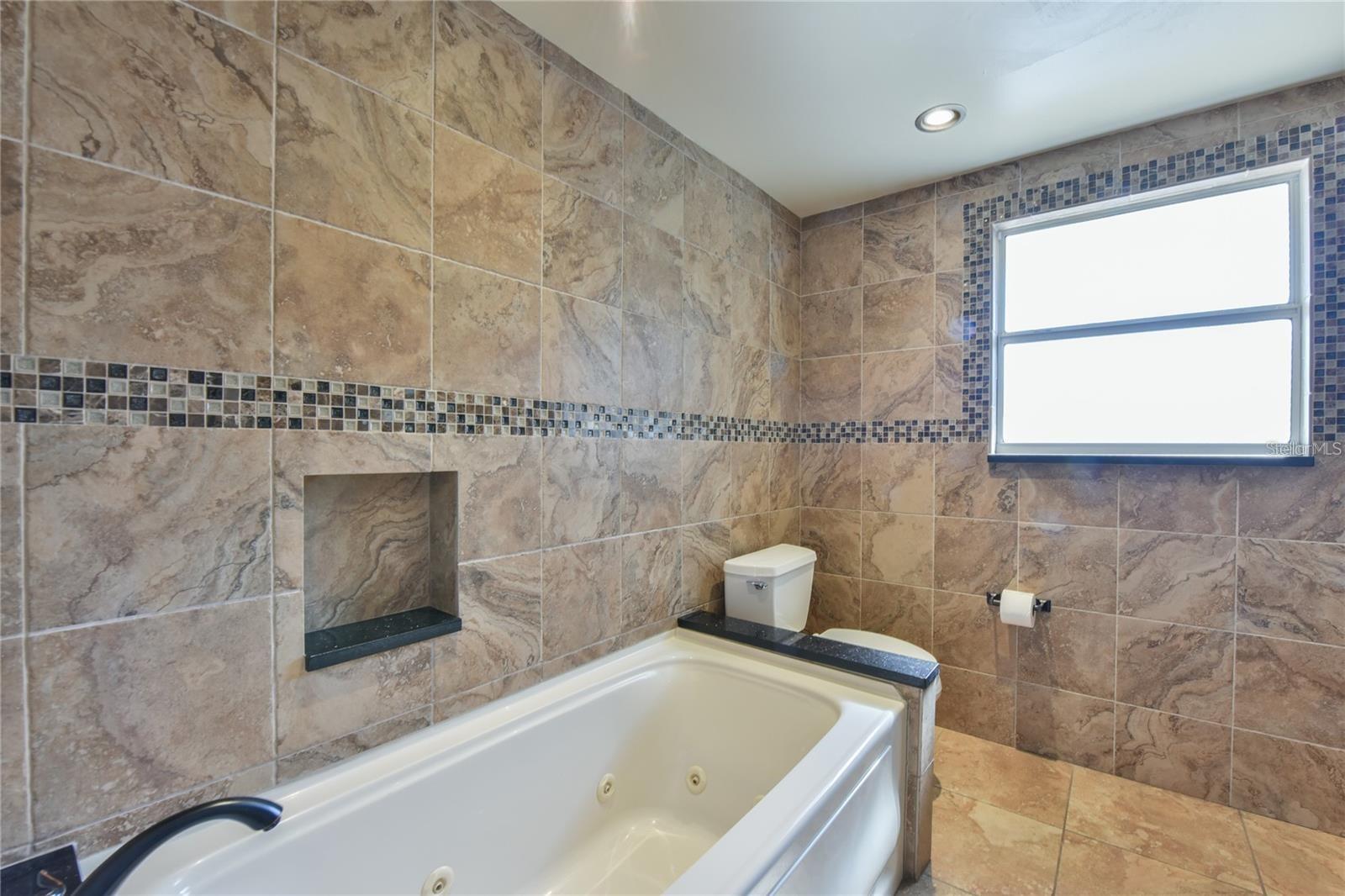 Image 34 of 48 For 1828 Lake Weir Avenue