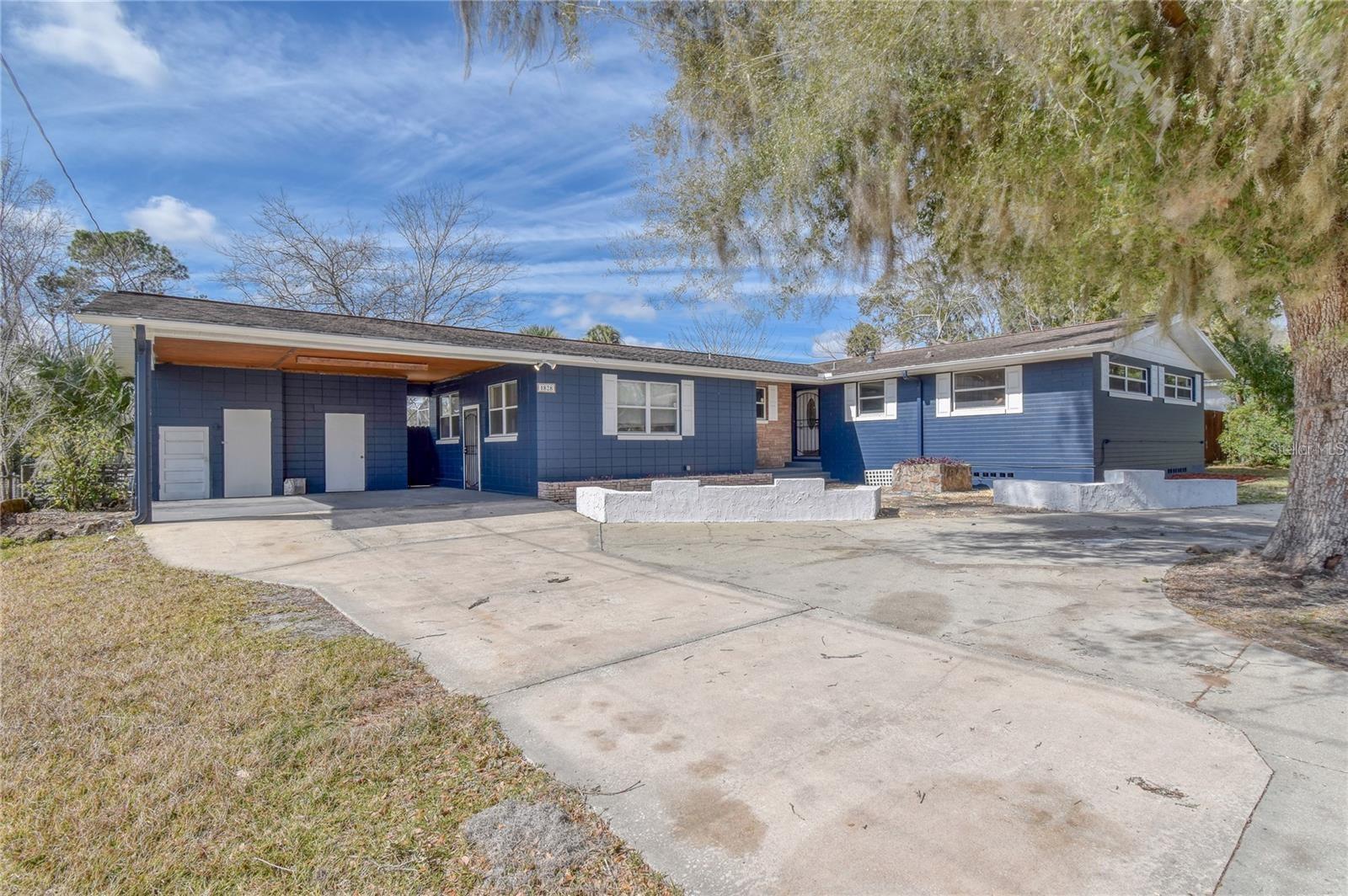 Image 6 of 48 For 1828 Lake Weir Avenue