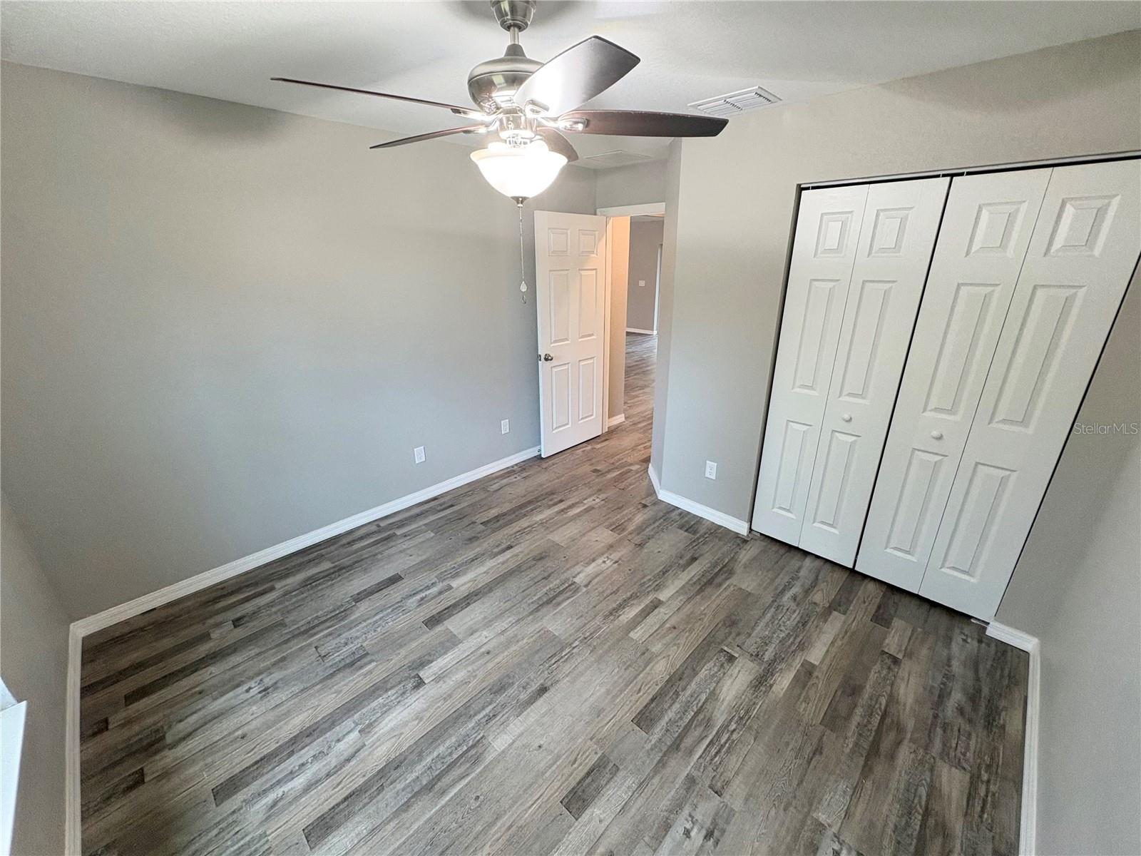 Image 17 of 26 For 5384 60th Terrace