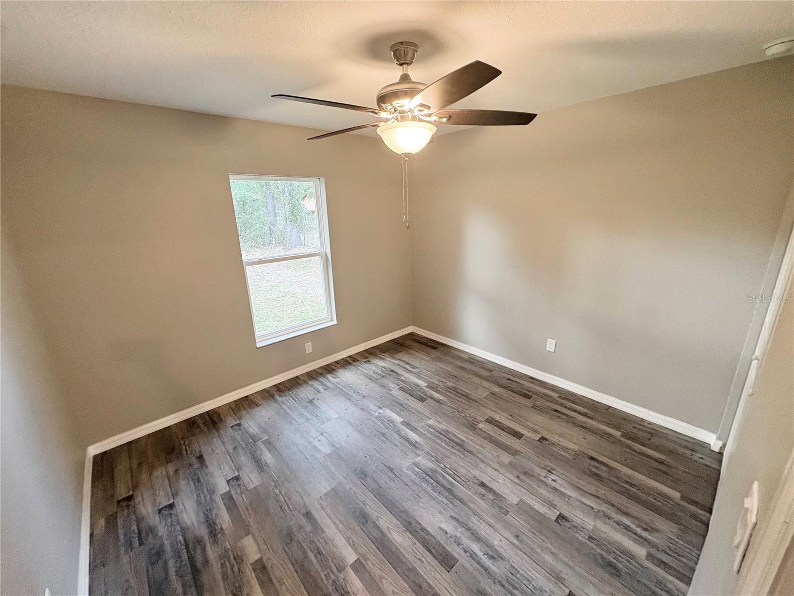 Image 20 of 26 For 5384 60th Terrace