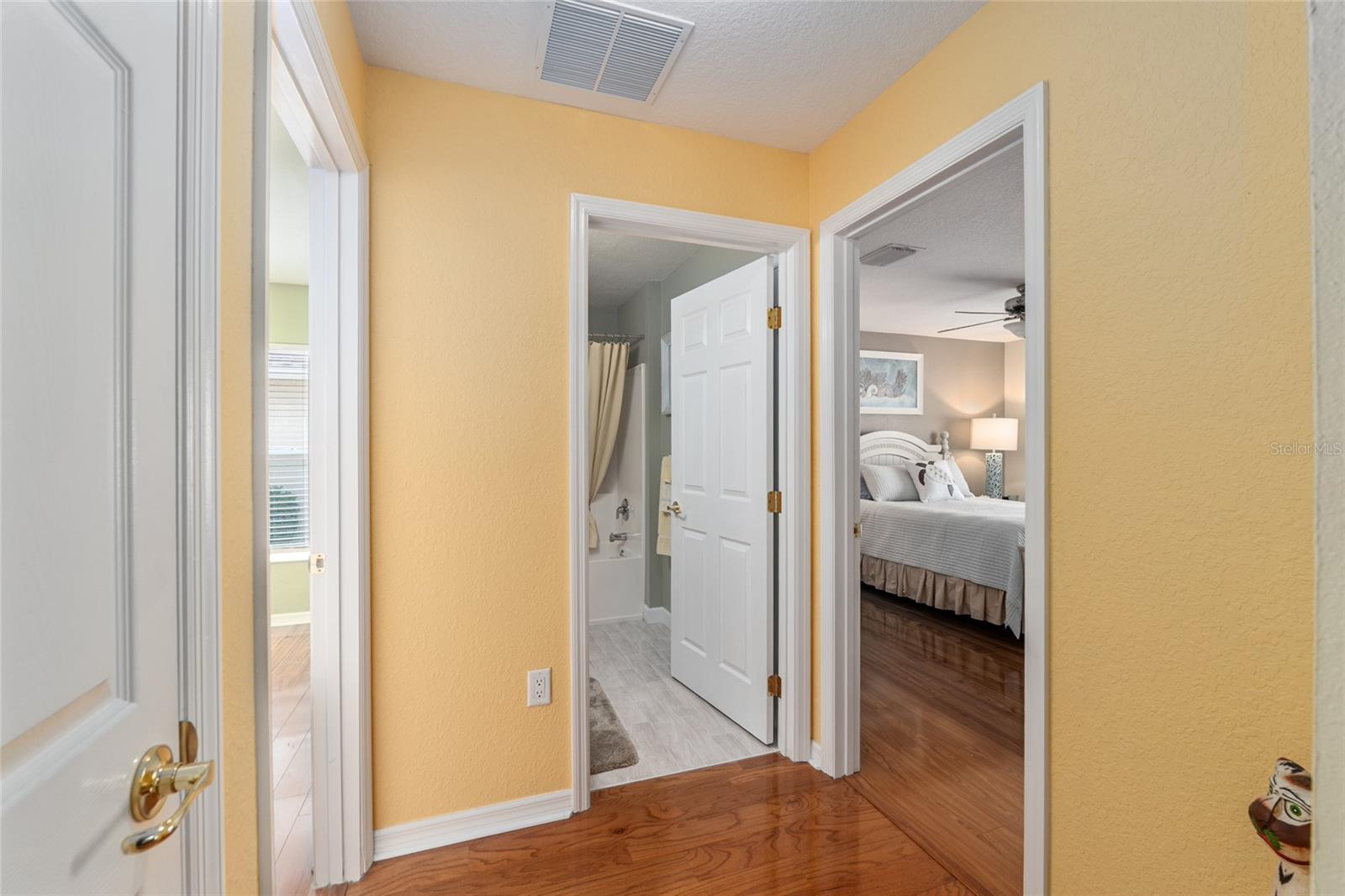 Image 16 of 32 For 9036 120th Loop