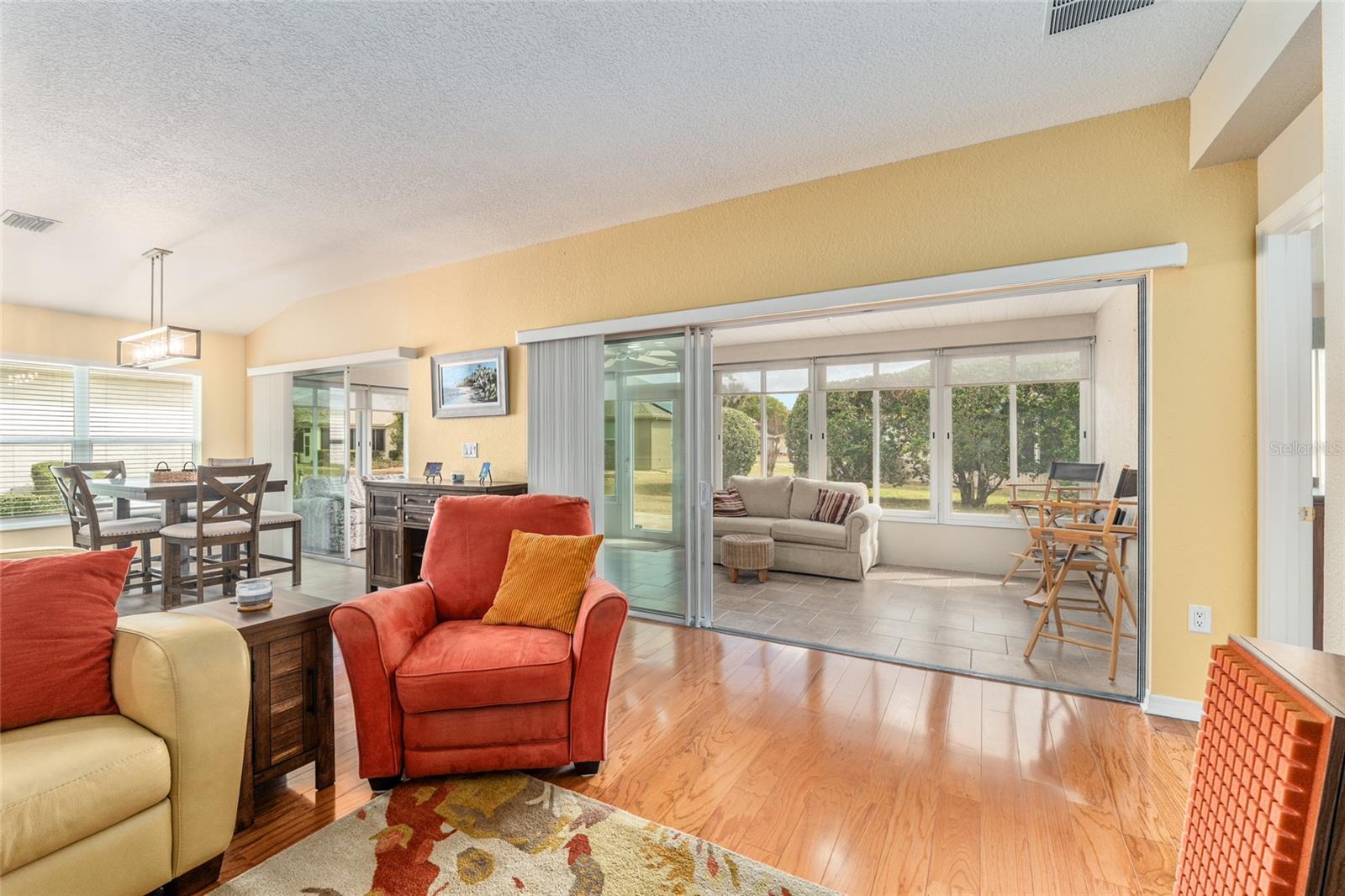 Image 6 of 32 For 9036 120th Loop