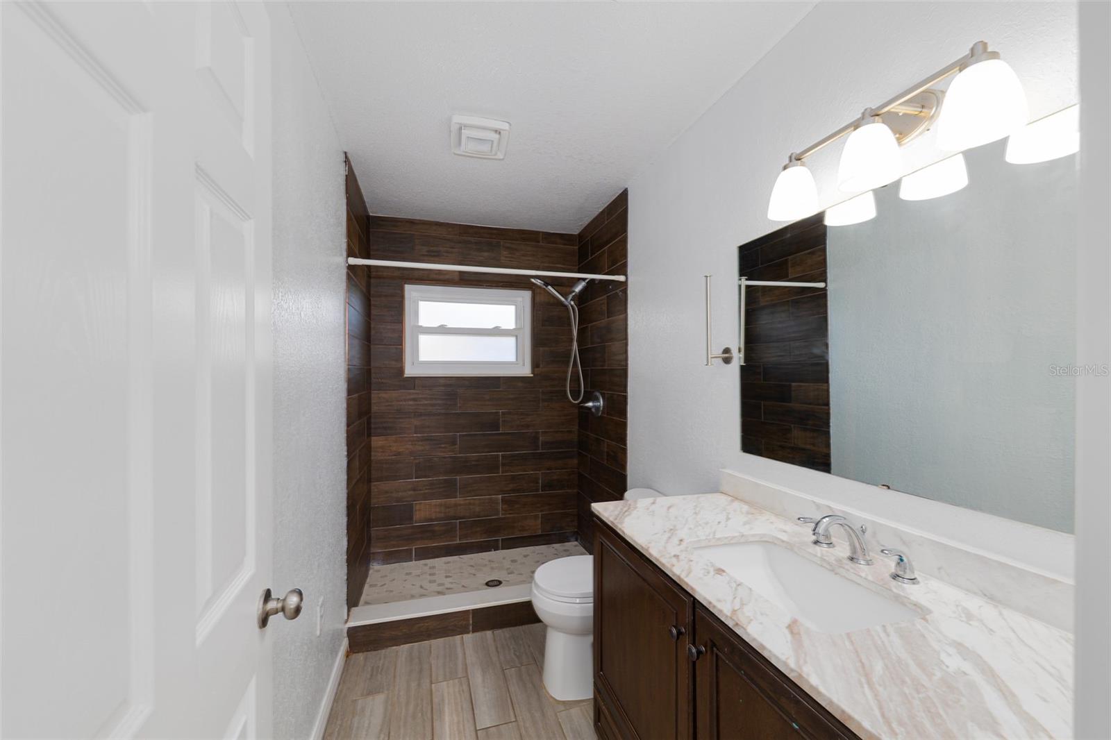 Image 16 of 22 For 9782 157th Lane