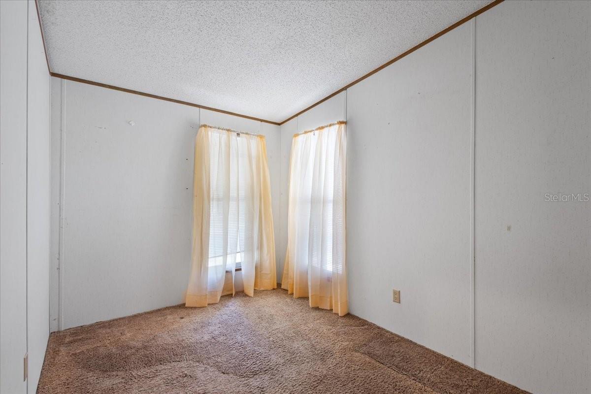 Image 22 of 40 For 14430 Levy Street