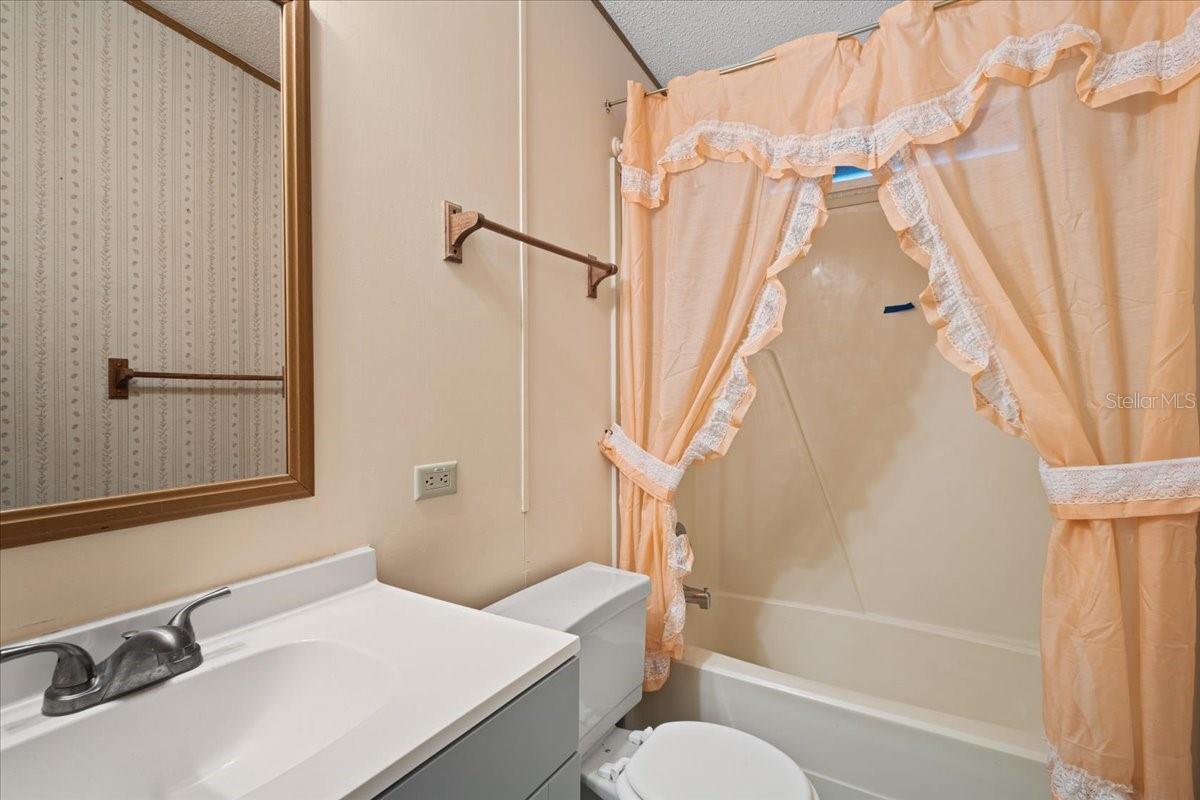 Image 24 of 40 For 14430 Levy Street