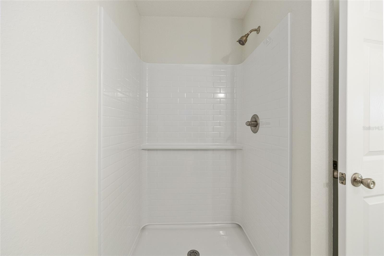 Image 23 of 48 For 35 Pine Radial