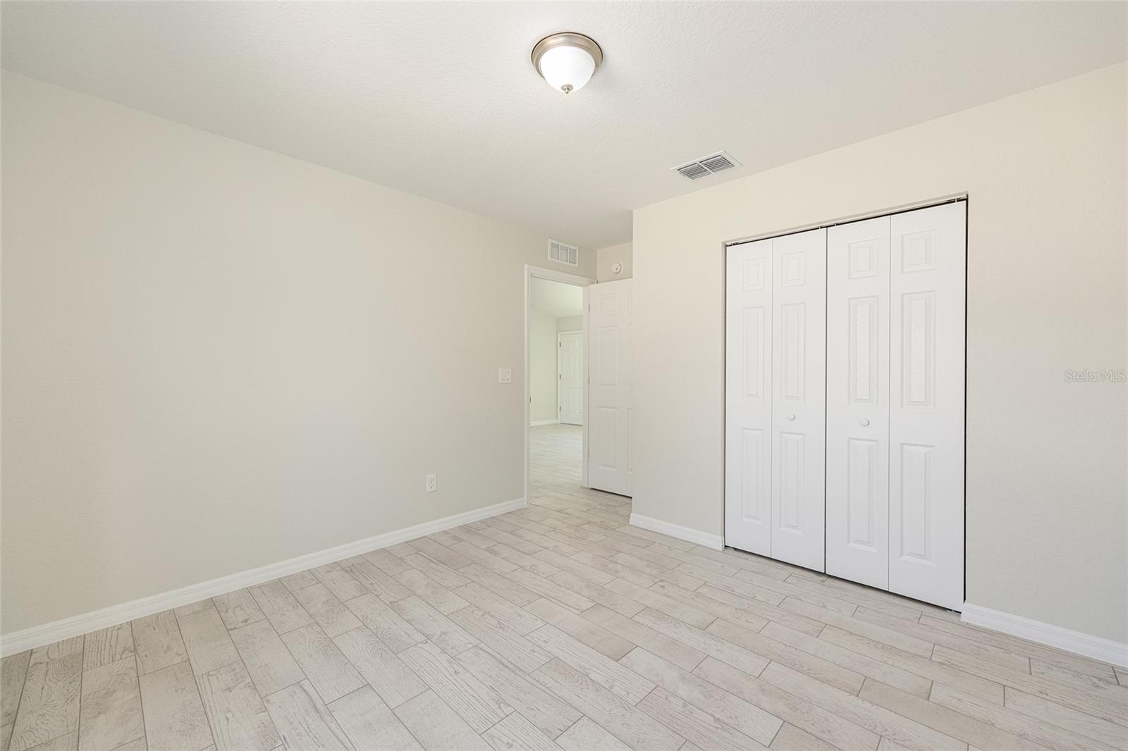 Image 28 of 48 For 35 Pine Radial