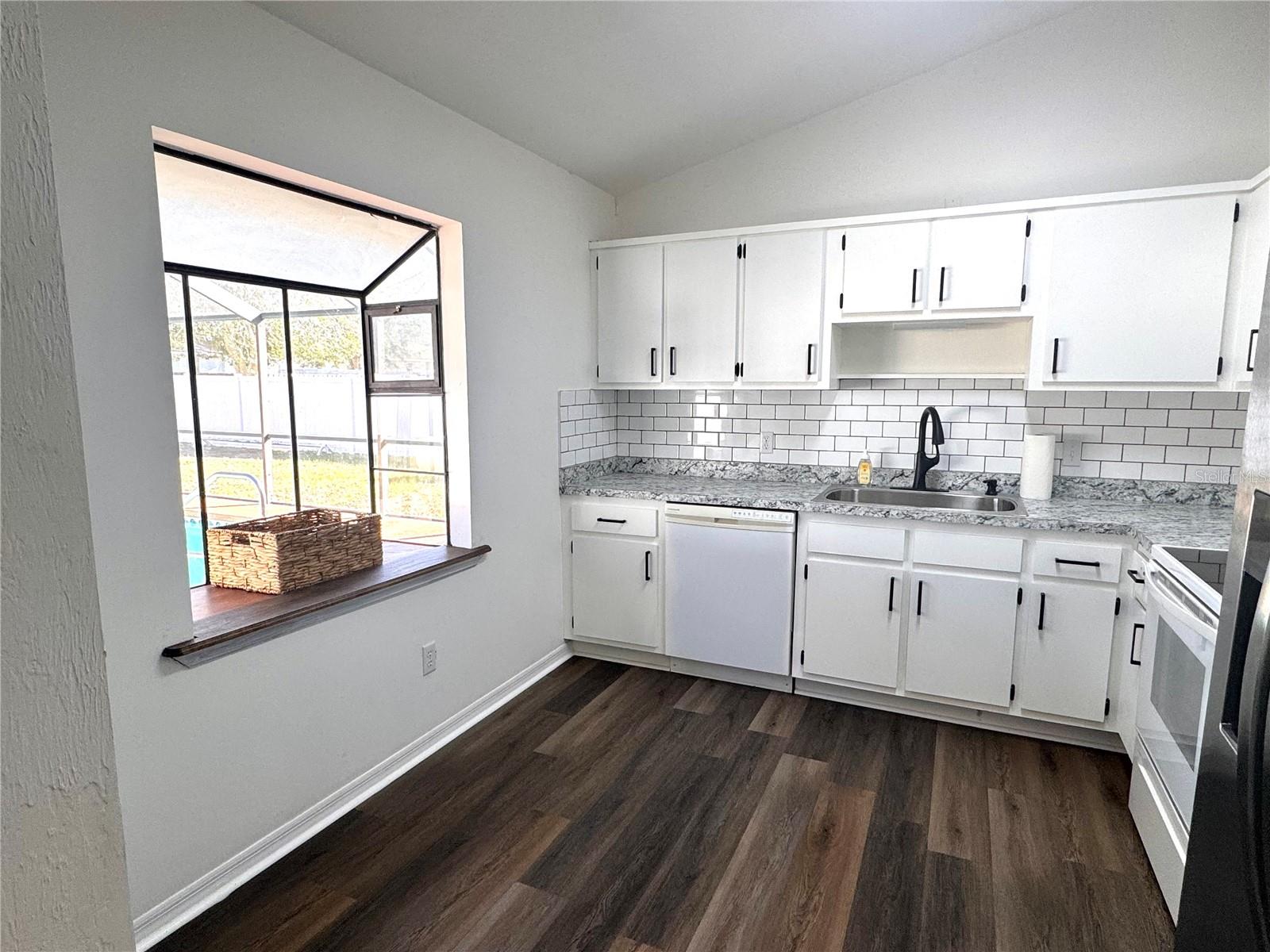 Image 15 of 69 For 4545 62nd Street