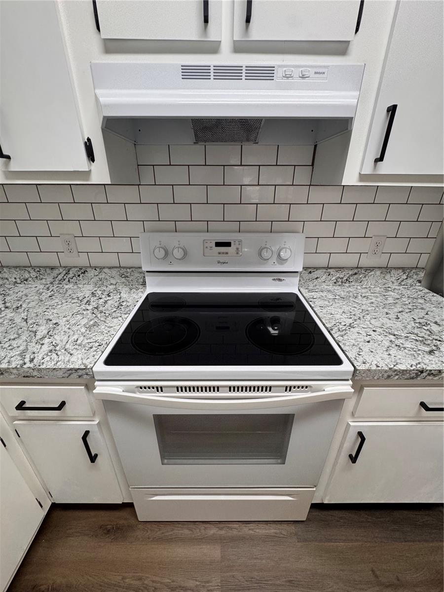 Image 22 of 69 For 4545 62nd Street