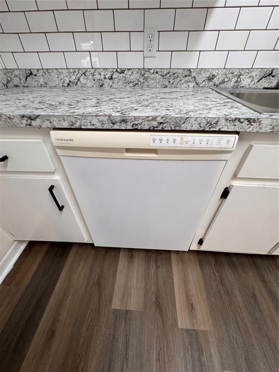 Image 24 of 69 For 4545 62nd Street