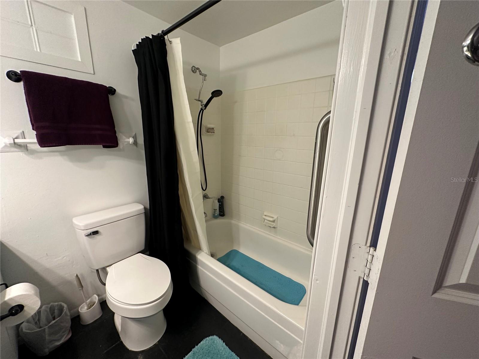 Image 17 of 18 For 4513 Grobe Street