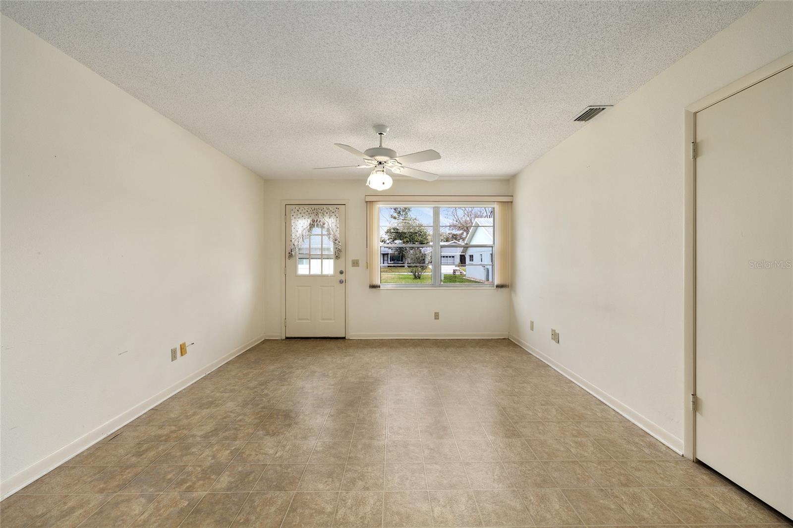 Listing photo id 10 for 8709 96th Street B