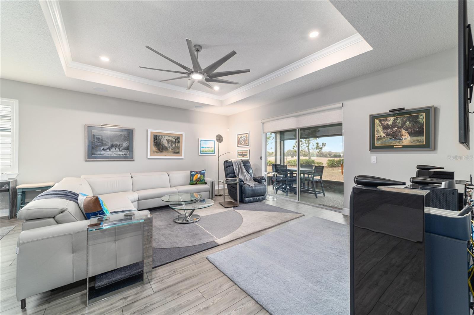 Image 12 of 62 For 9435 52nd Loop