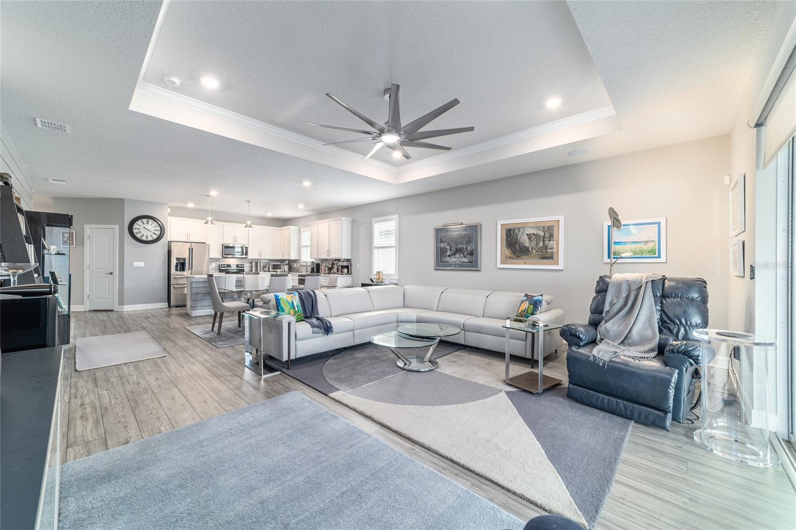 Image 13 of 62 For 9435 52nd Loop