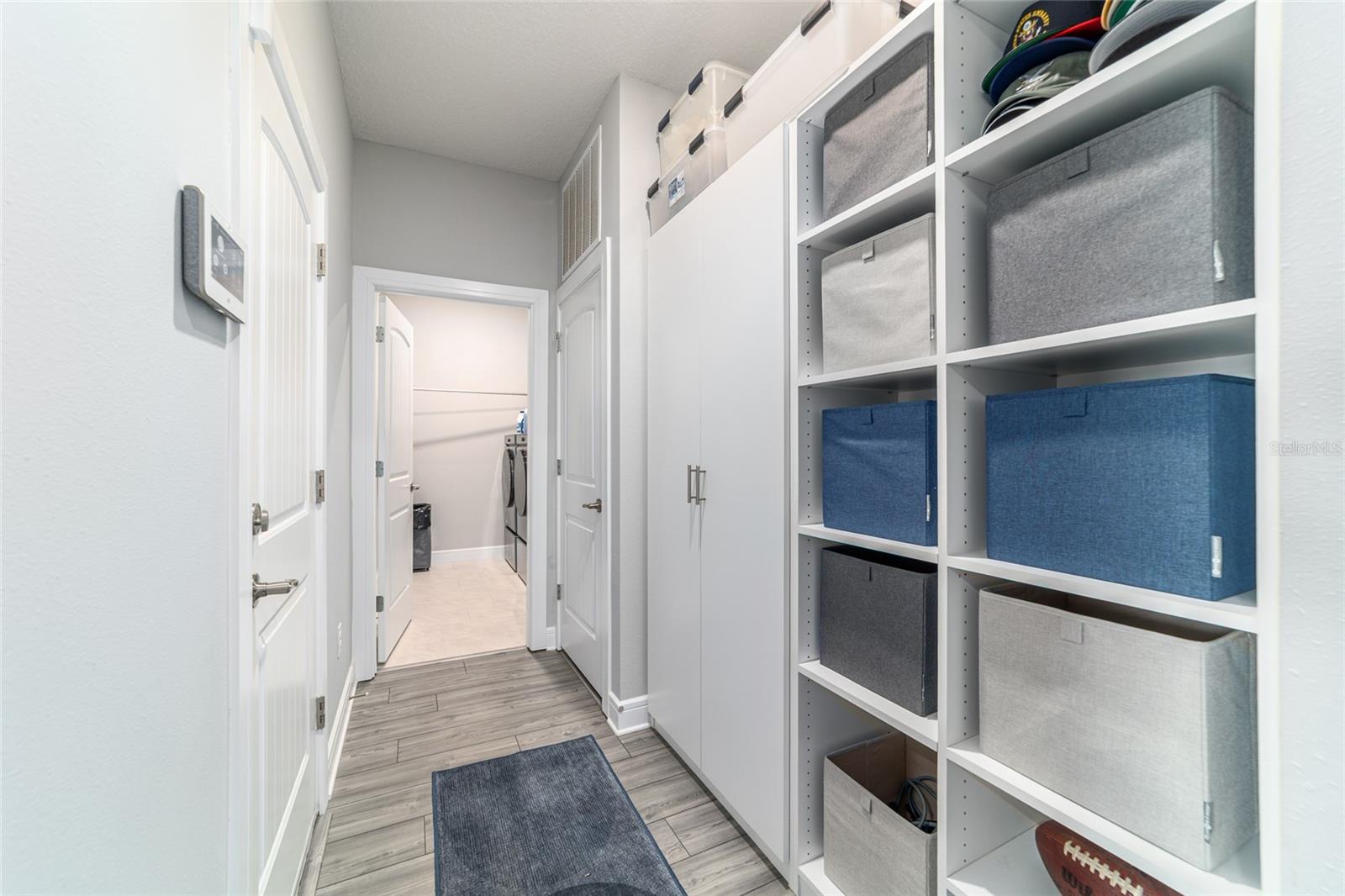 Image 36 of 62 For 9435 52nd Loop