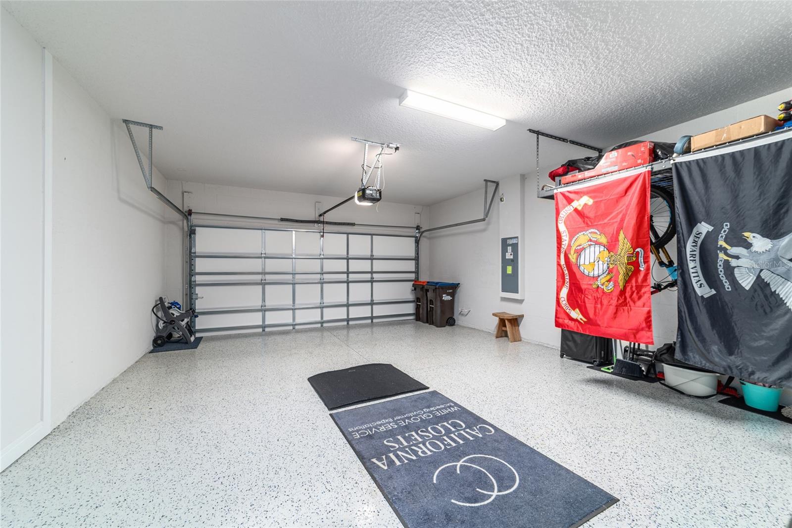 Image 37 of 62 For 9435 52nd Loop