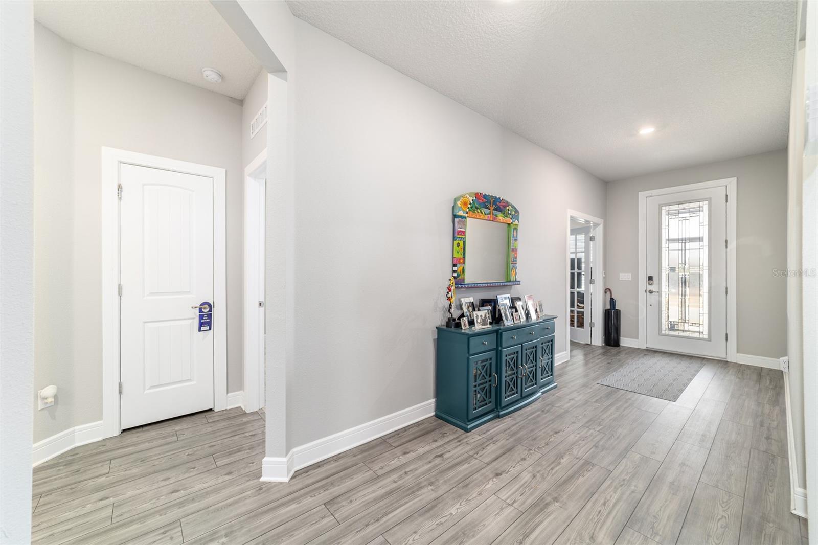 Image 8 of 62 For 9435 52nd Loop