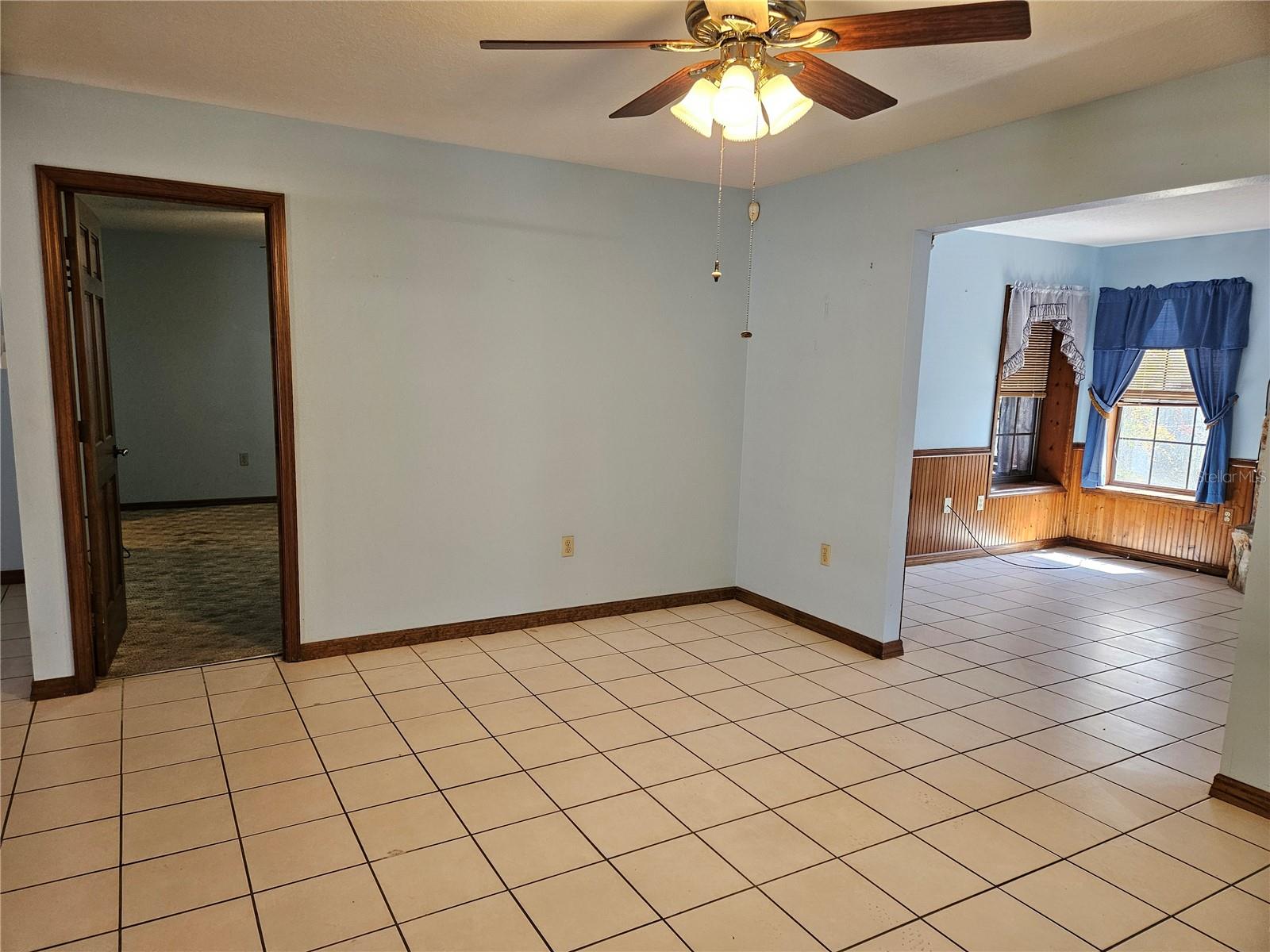 Image 11 of 28 For 1 Almond Pass