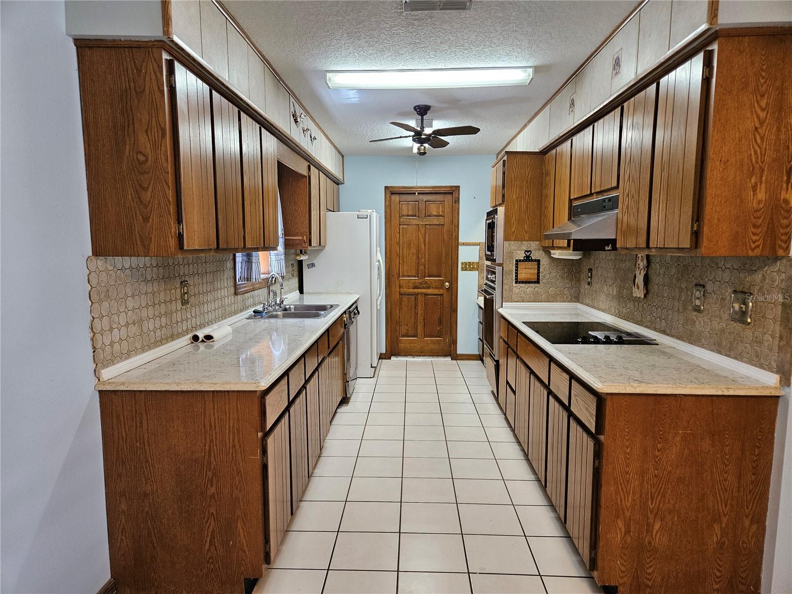 Image 19 of 28 For 1 Almond Pass