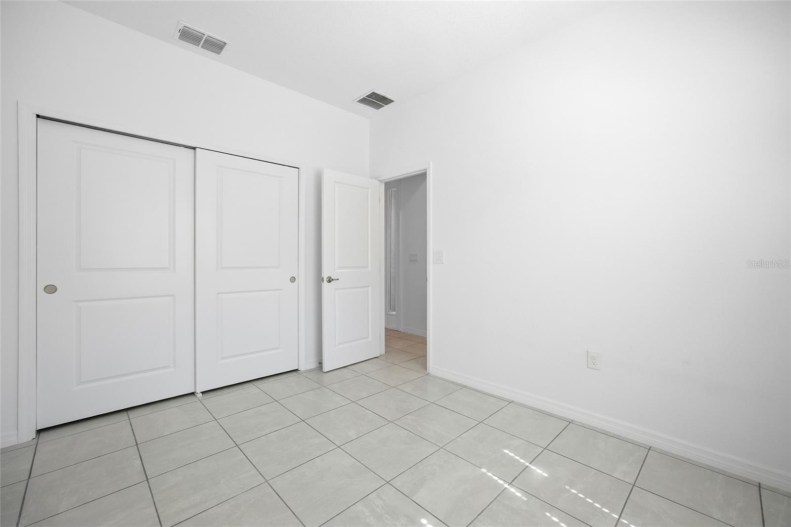 Image 10 of 48 For 6396 72nd Terrace