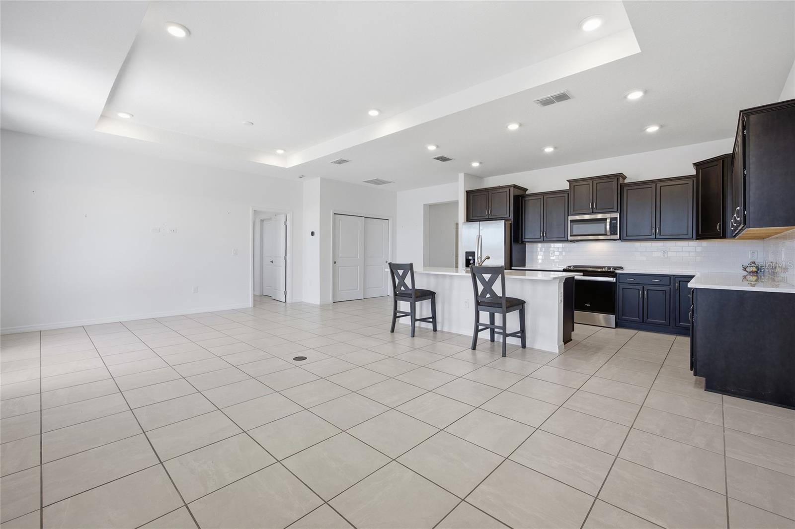 Image 15 of 48 For 6396 72nd Terrace