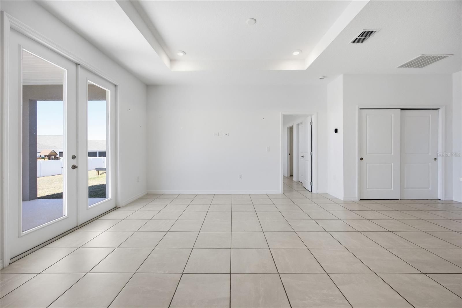 Image 17 of 48 For 6396 72nd Terrace