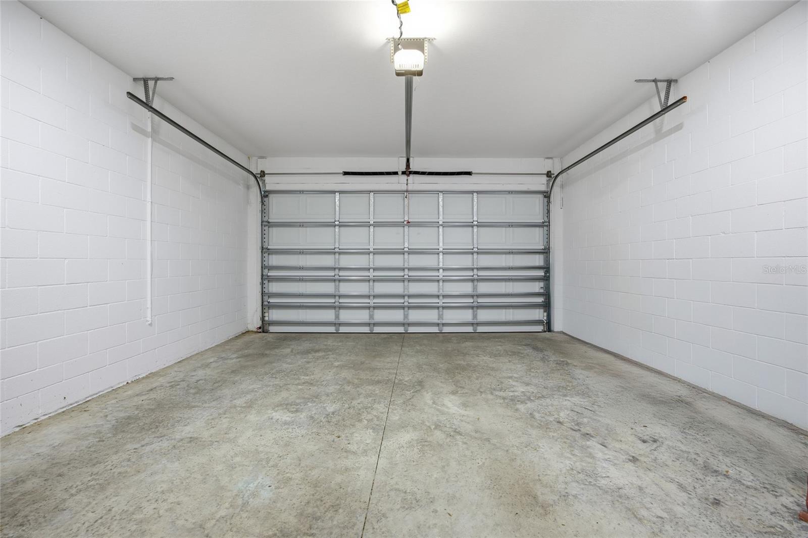 Image 31 of 48 For 6396 72nd Terrace