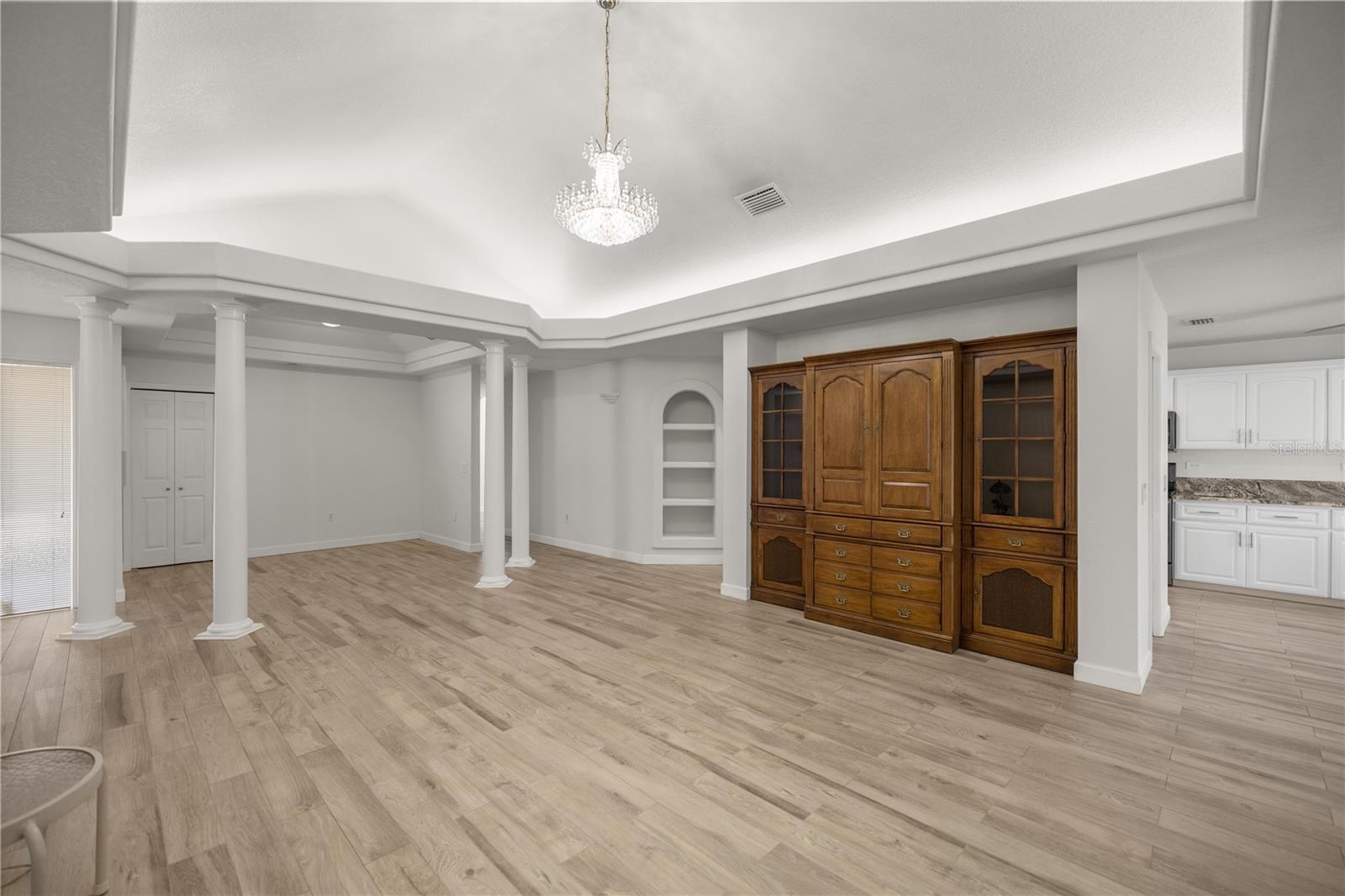 Image 10 of 30 For 4427 5th Street