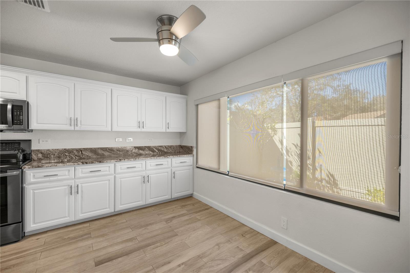 Image 11 of 30 For 4427 5th Street