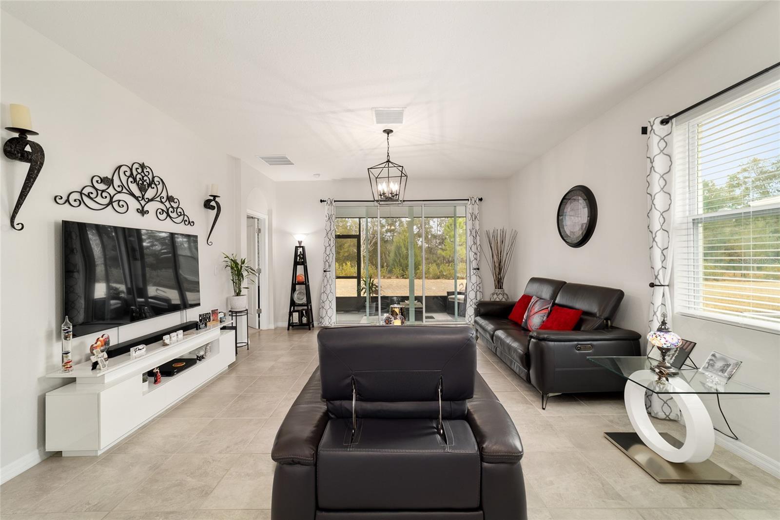 Image 11 of 77 For 5361 48th Place