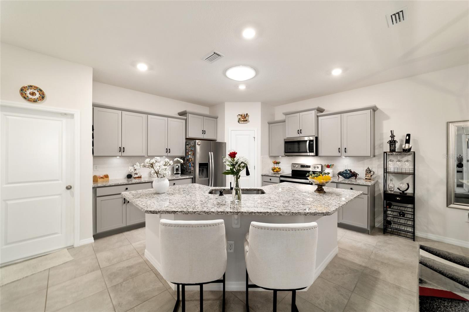 Image 25 of 77 For 5361 48th Place