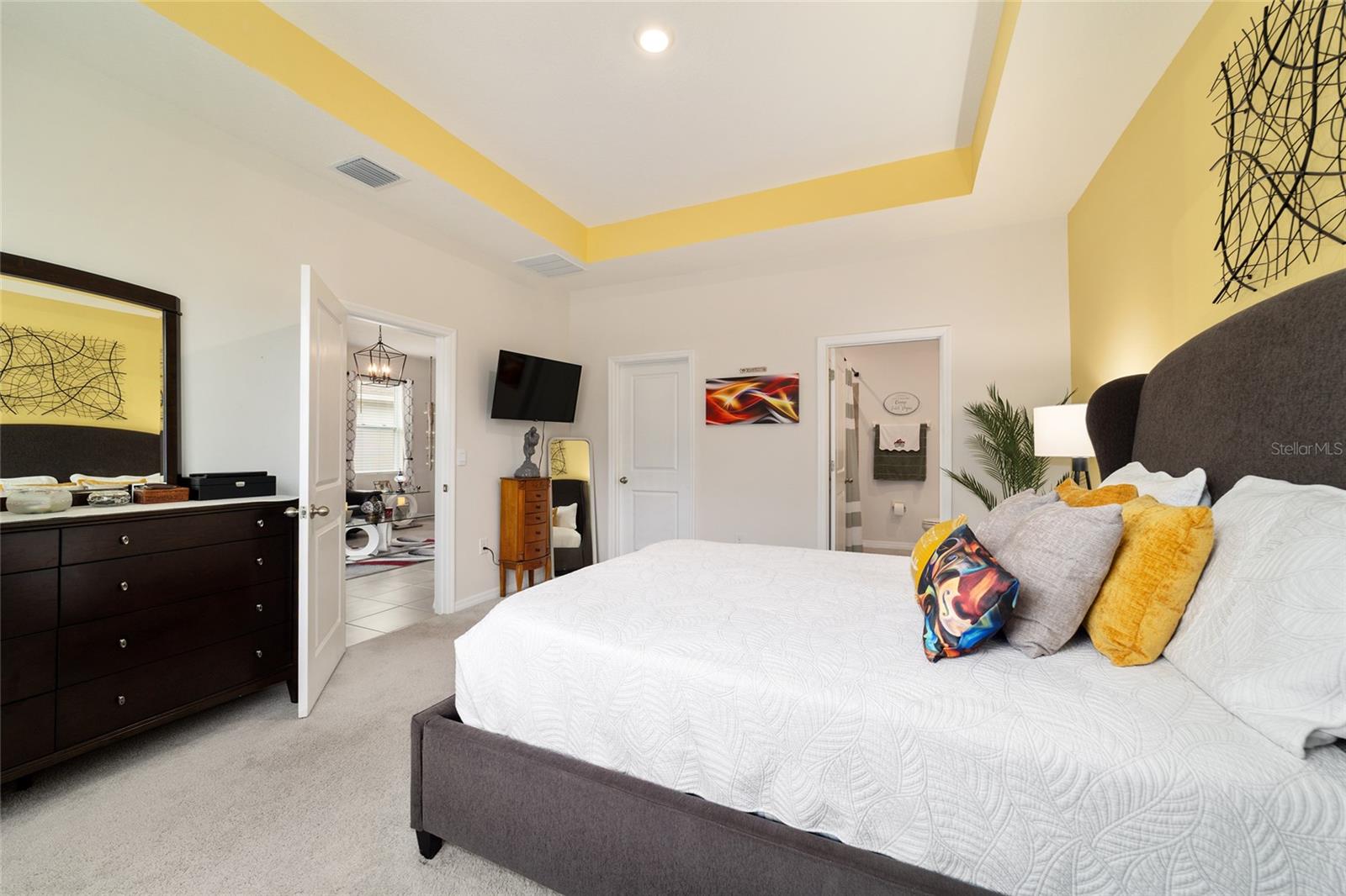 Image 32 of 77 For 5361 48th Place