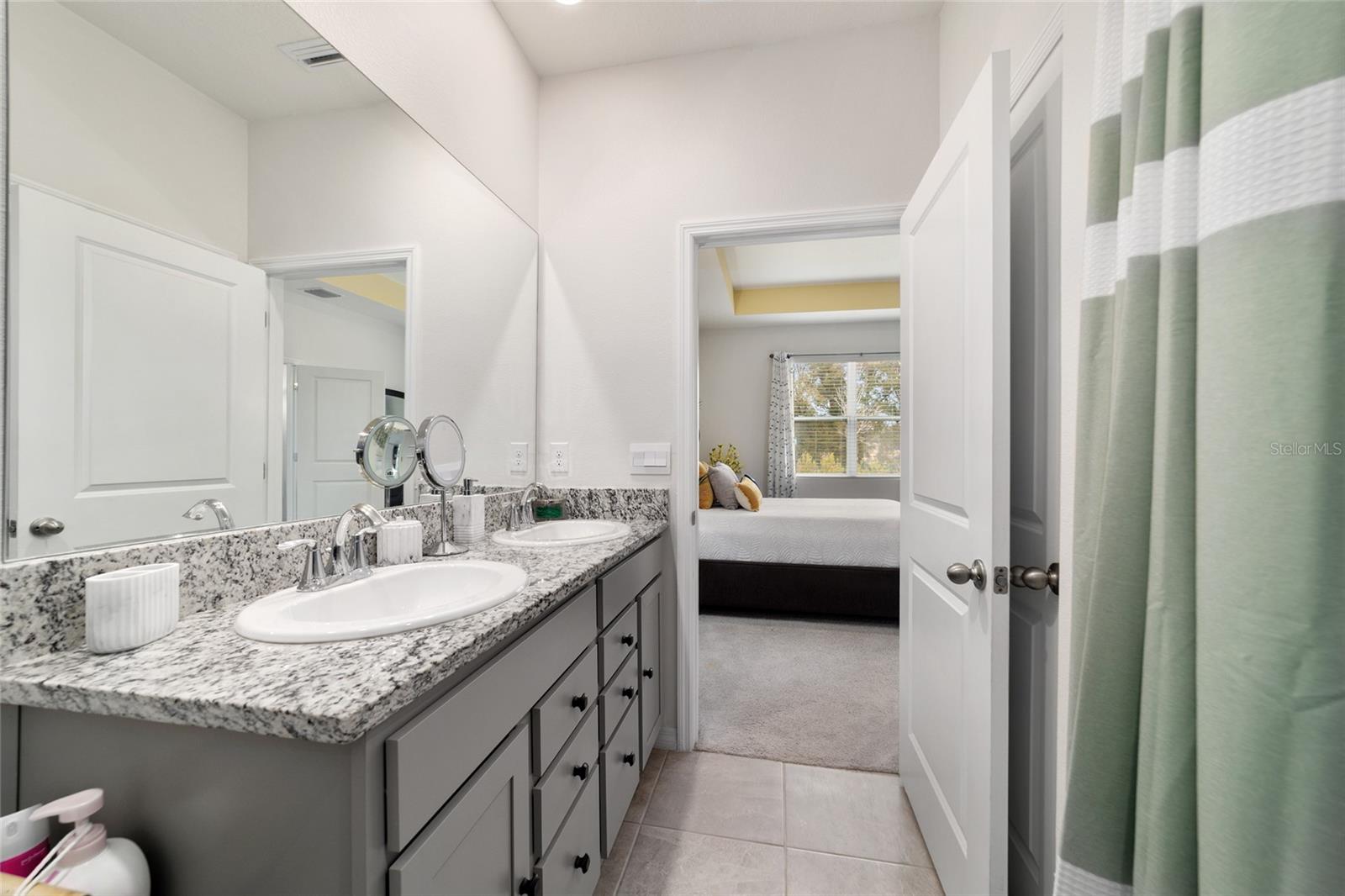 Image 36 of 77 For 5361 48th Place