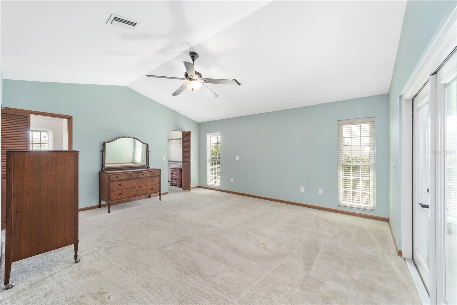 Image 17 of 51 For 5252 76th Court