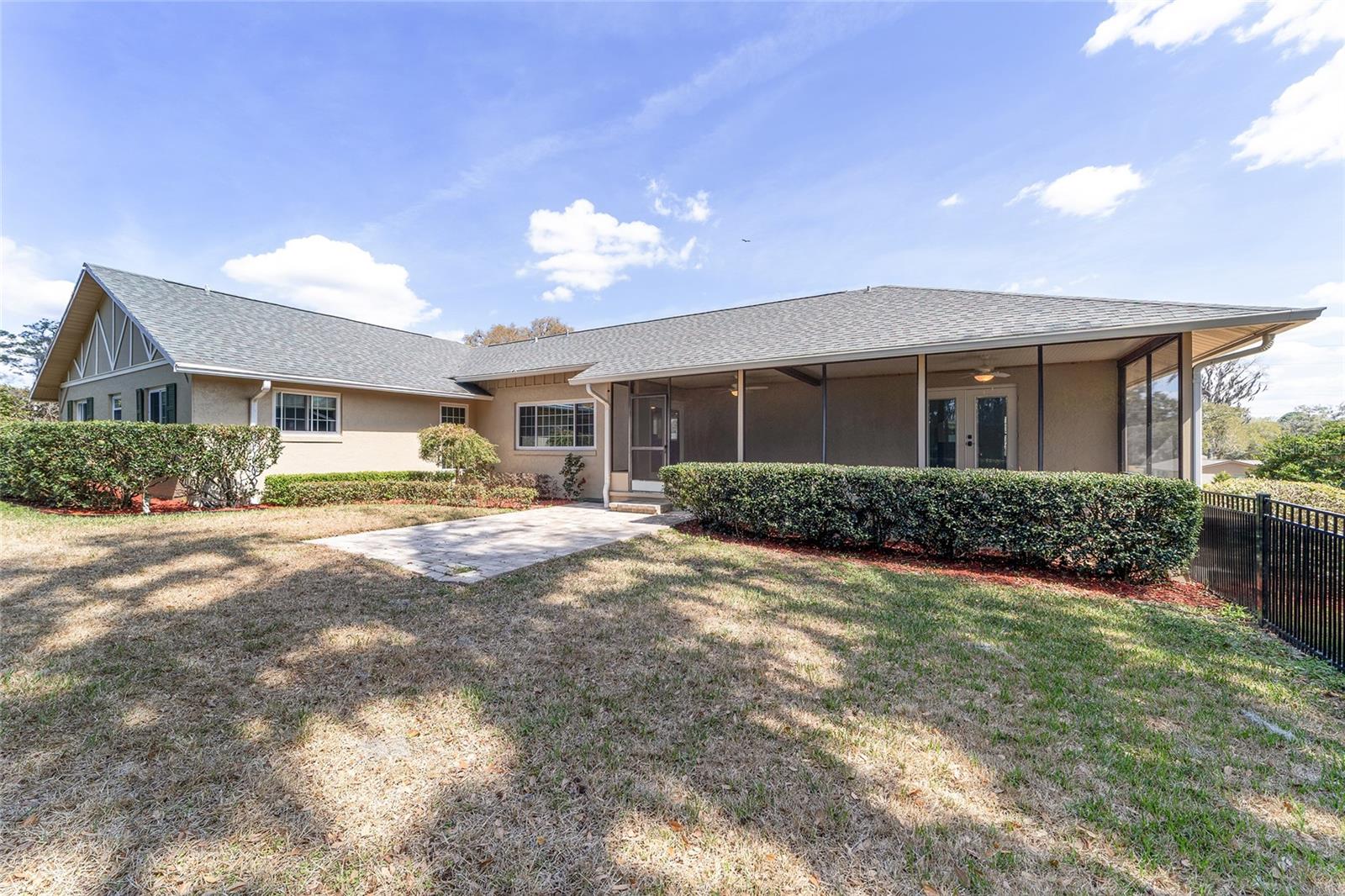 Image 38 of 51 For 5252 76th Court