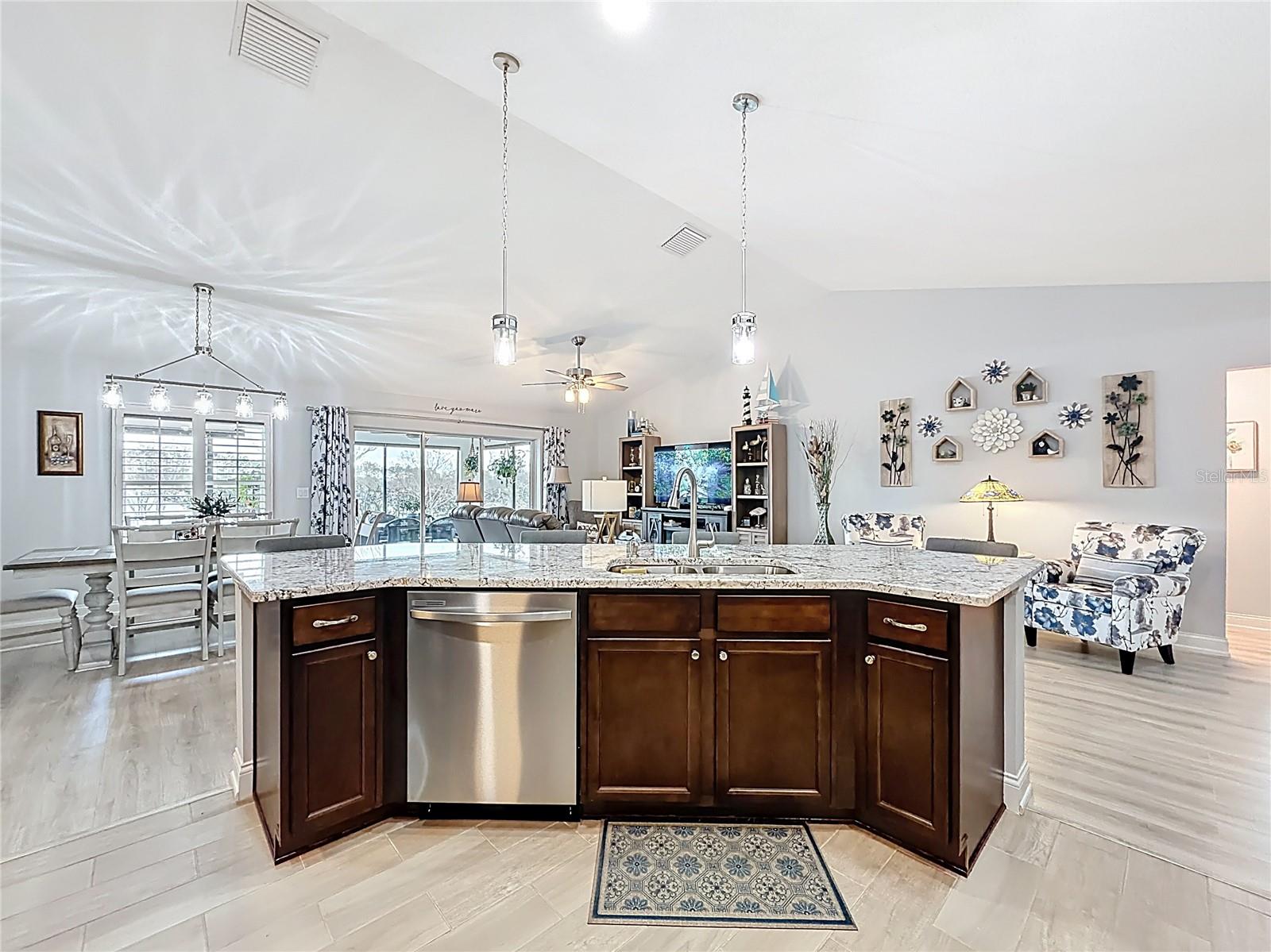 Image 11 of 63 For 9910 55th Avenue Road