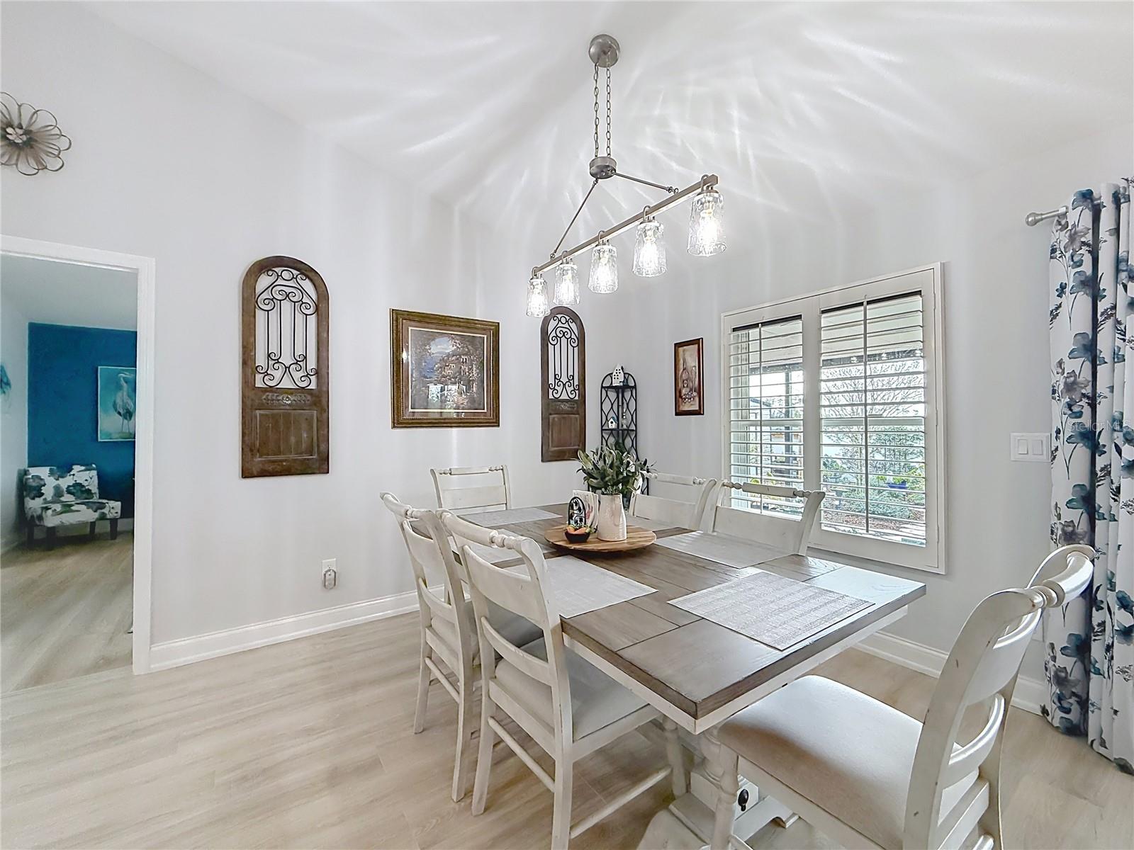 Image 18 of 63 For 9910 55th Avenue Road