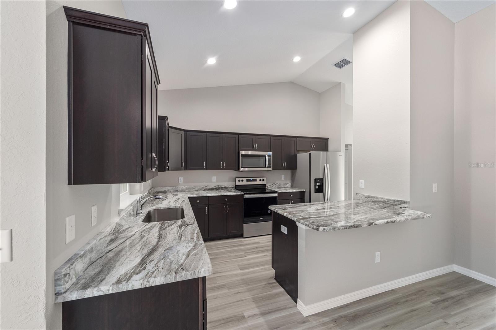 Image 5 of 28 For 8121 202nd Terrace