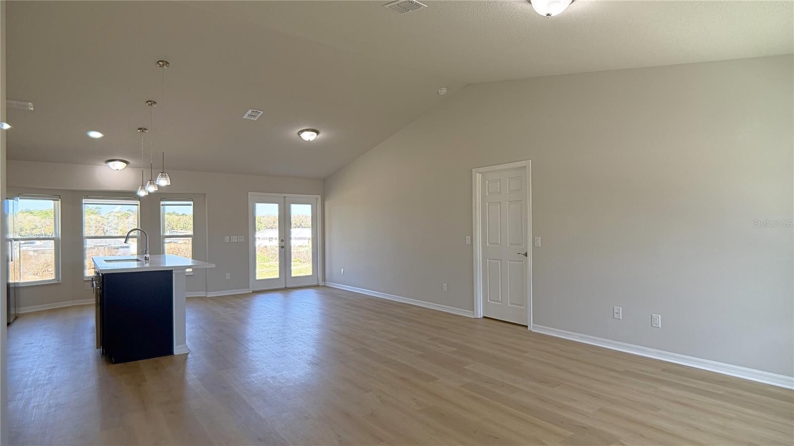 Image 12 of 36 For 110 Dupont Terrace